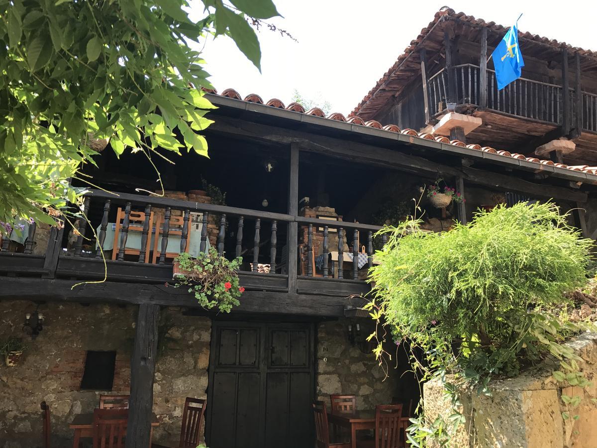 Posada El Pareon Sirviella Buitenkant foto